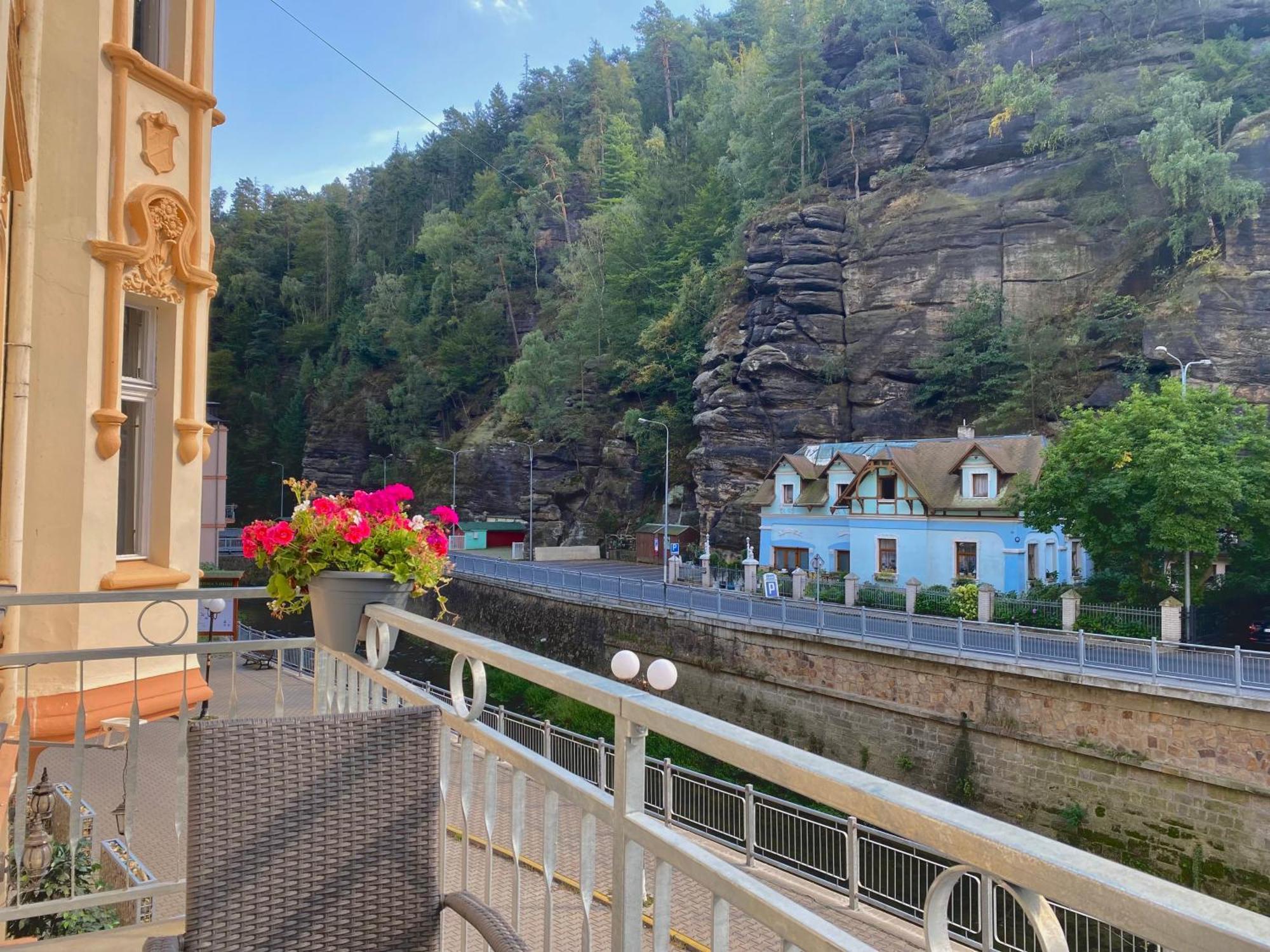 Hotel Labe Hřensko Exterior foto